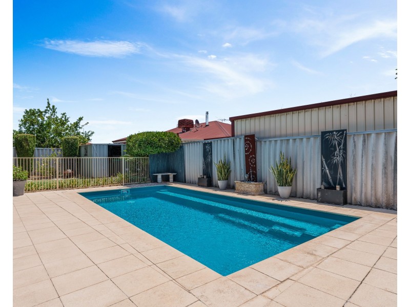 7 Eastney Court, Jandakot WA 6164