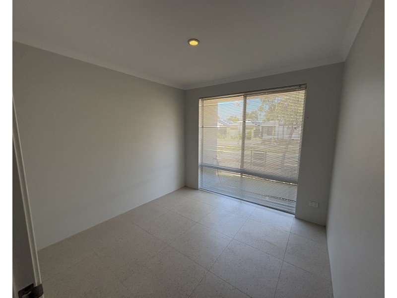 131 Lambeth Cir, Wellard WA 6170