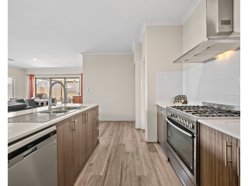 9 Primrose Way, Baldivis WA 6171