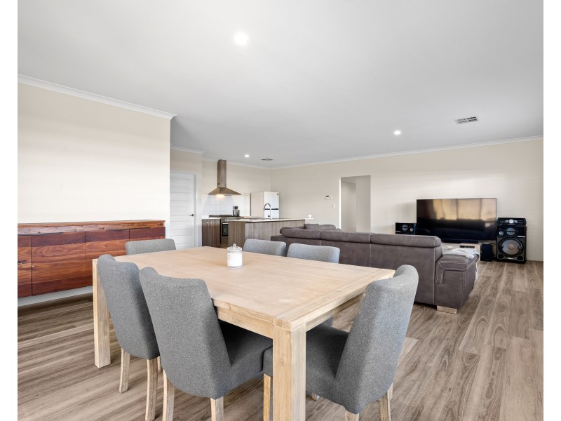 9 Primrose Way, Baldivis WA 6171