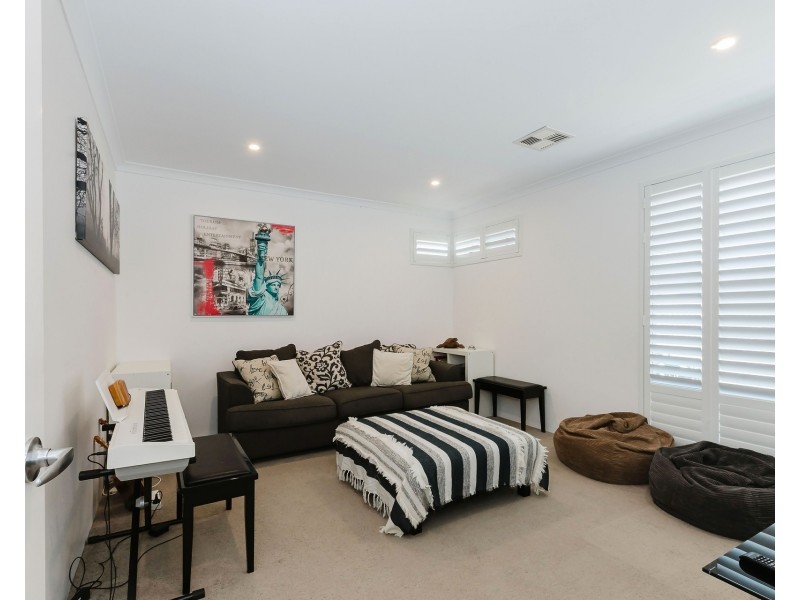 267 Marillana Drive, Golden Bay WA 6174