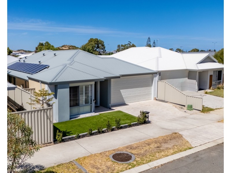 18 Yandal Way, Golden Bay WA 6174
