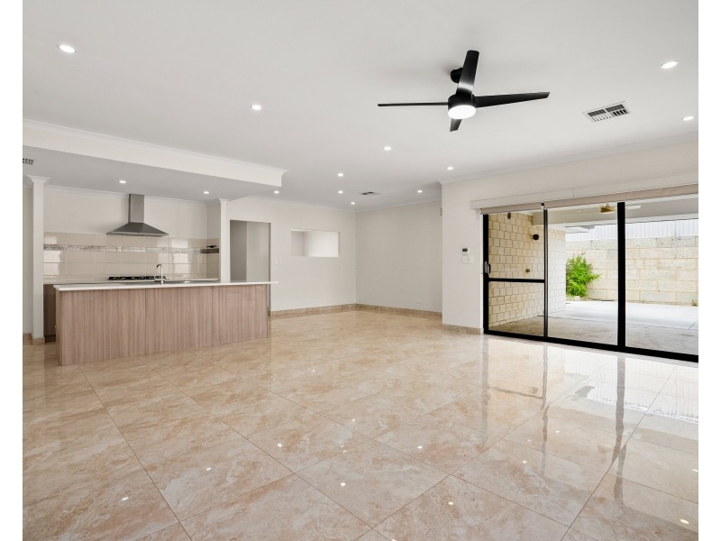 14 Wollomai Rd, Baldivis WA 6171