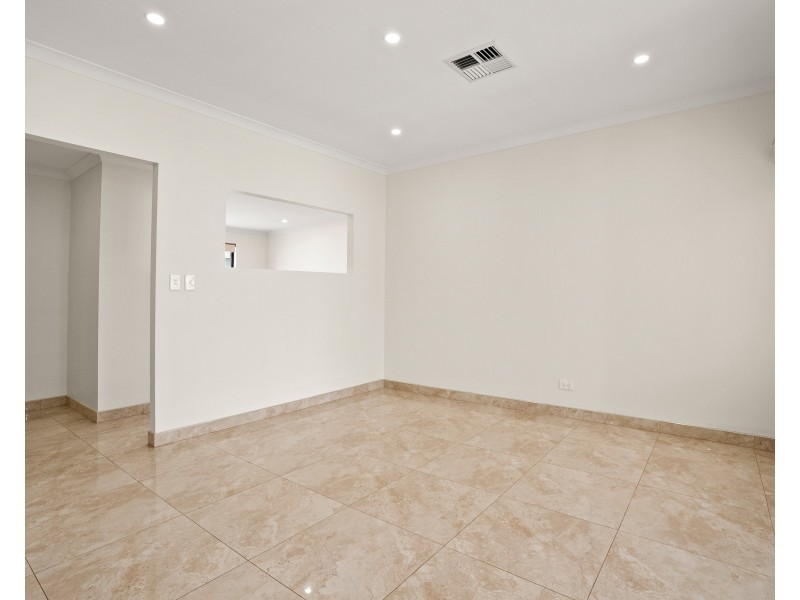 14 Wollomai Rd, Baldivis WA 6171