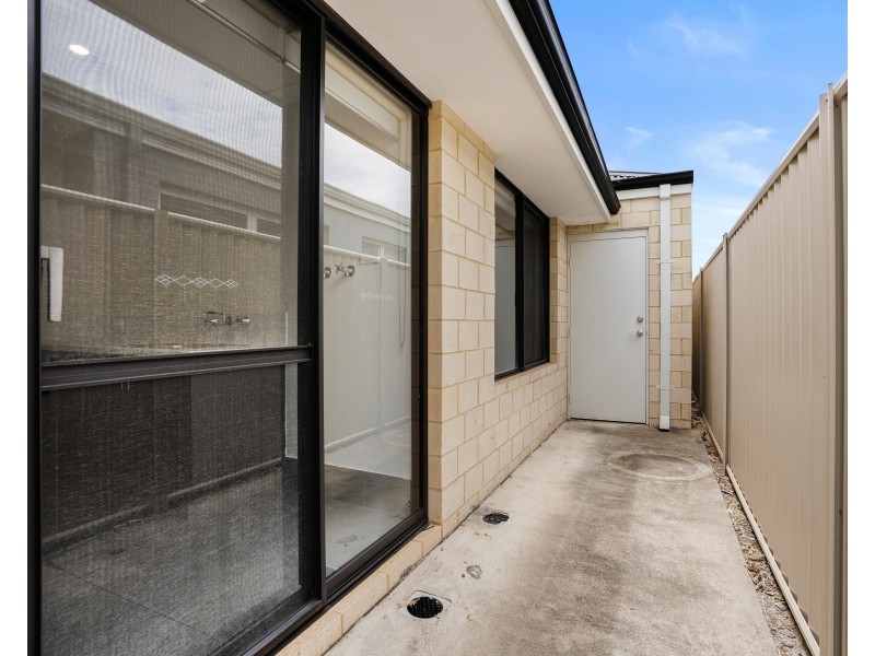 14 Wollomai Rd, Baldivis WA 6171