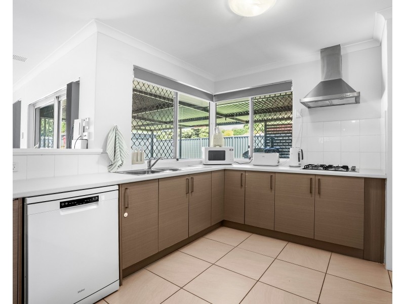 85 Coronata Drive, Warnbro WA 6169