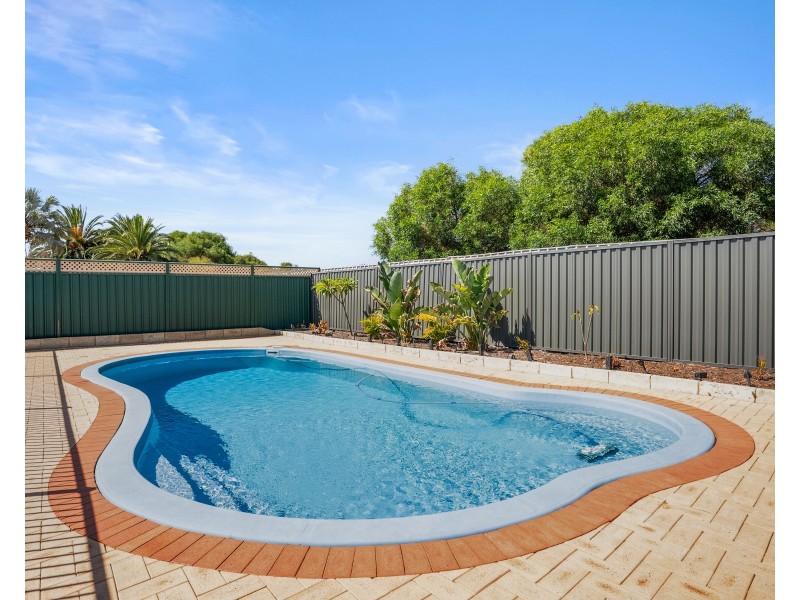 85 Coronata Drive, Warnbro WA 6169