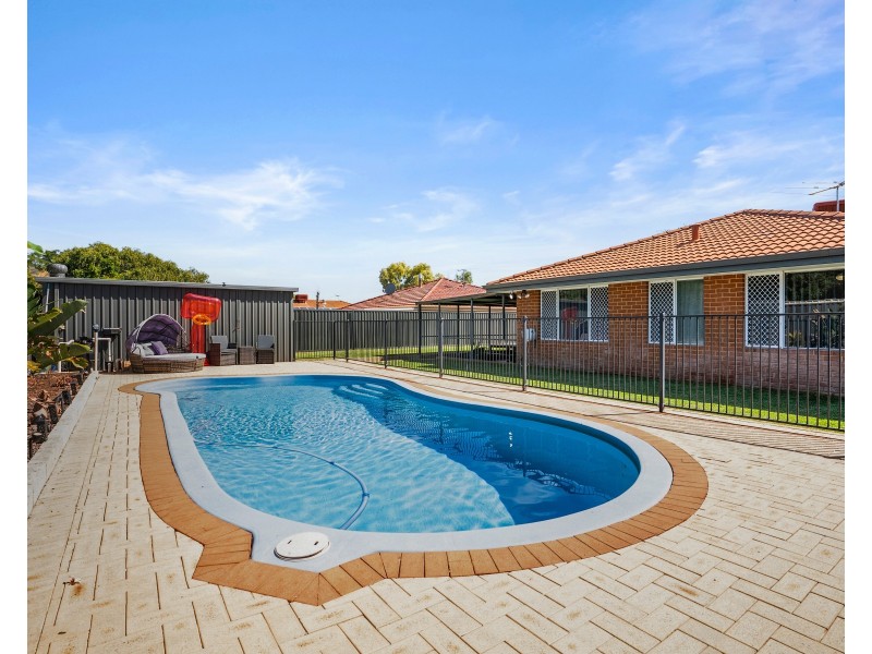 85 Coronata Drive, Warnbro WA 6169