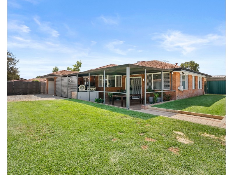 85 Coronata Drive, Warnbro WA 6169