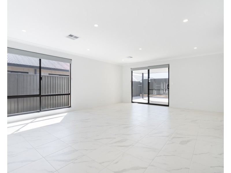 16 Tarot Grove, Baldivis WA 6171