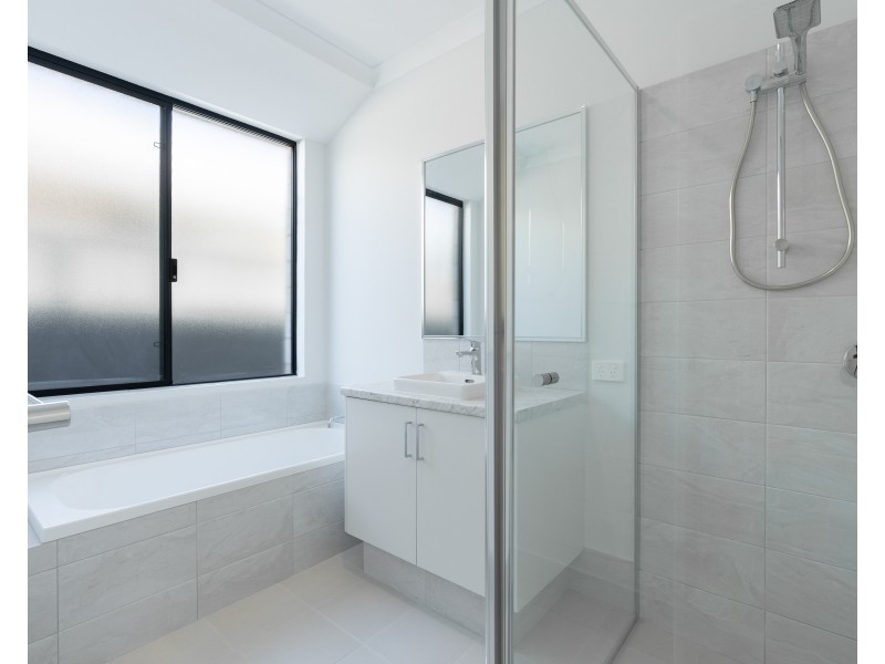 16 Tarot Grove, Baldivis WA 6171