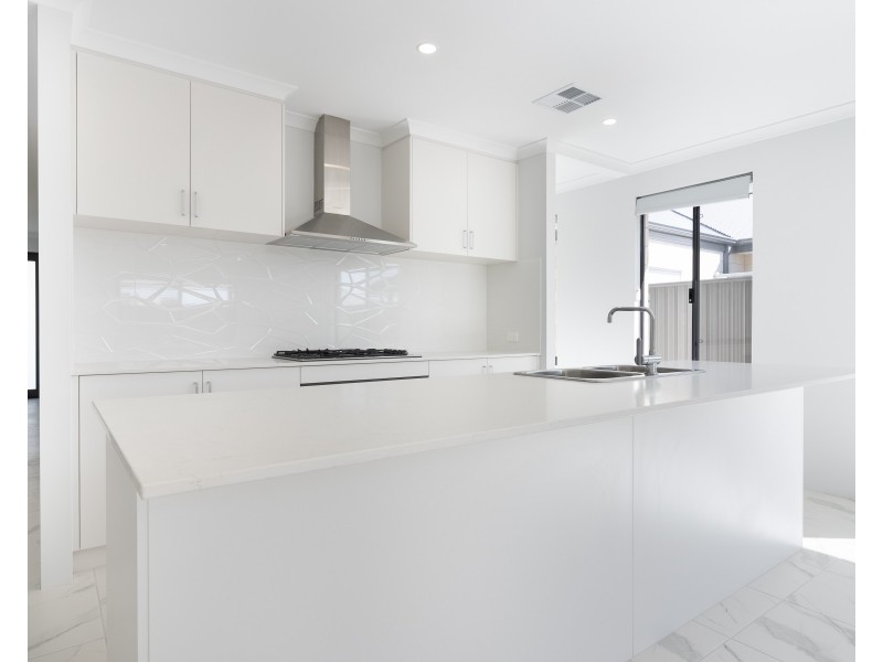 16 Tarot Grove, Baldivis WA 6171