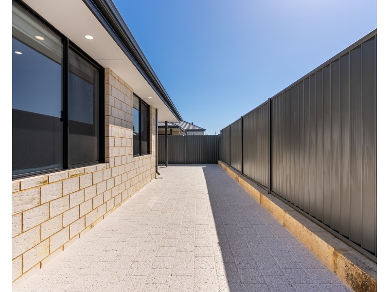 16 Tarot Grove, Baldivis WA 6171