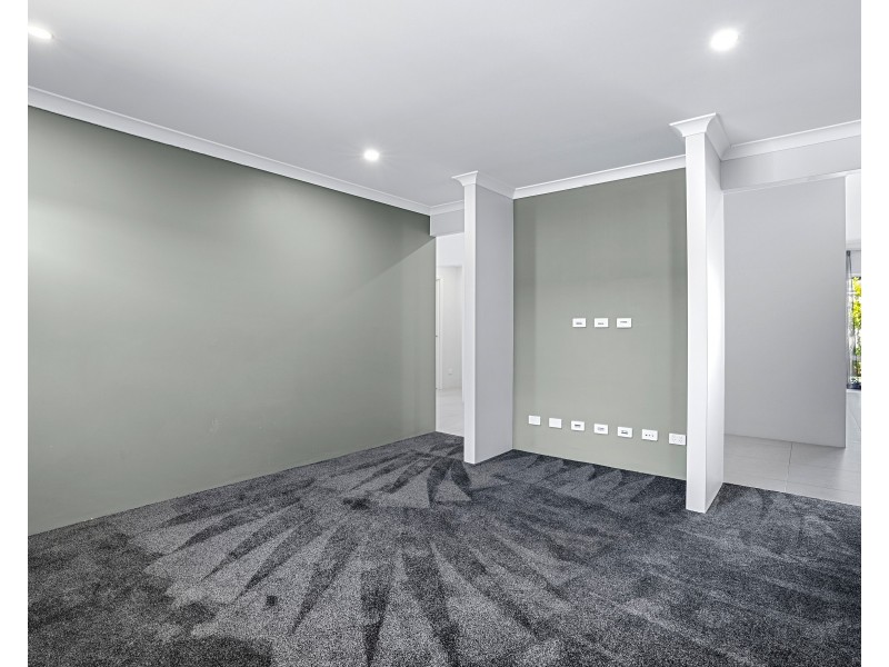 18 Camrose Pkwy, Baldivis WA 6171