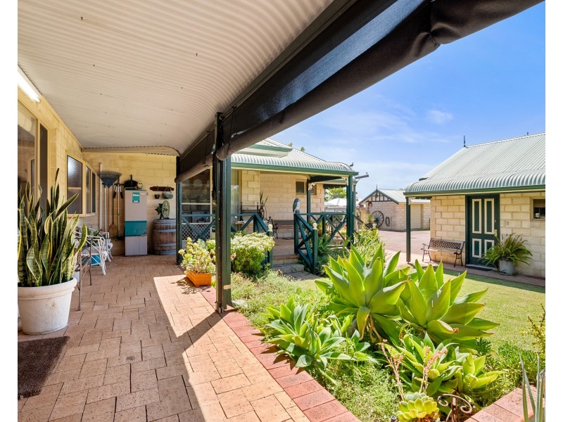 182 Safety Bay Road, Safety Bay WA 6169