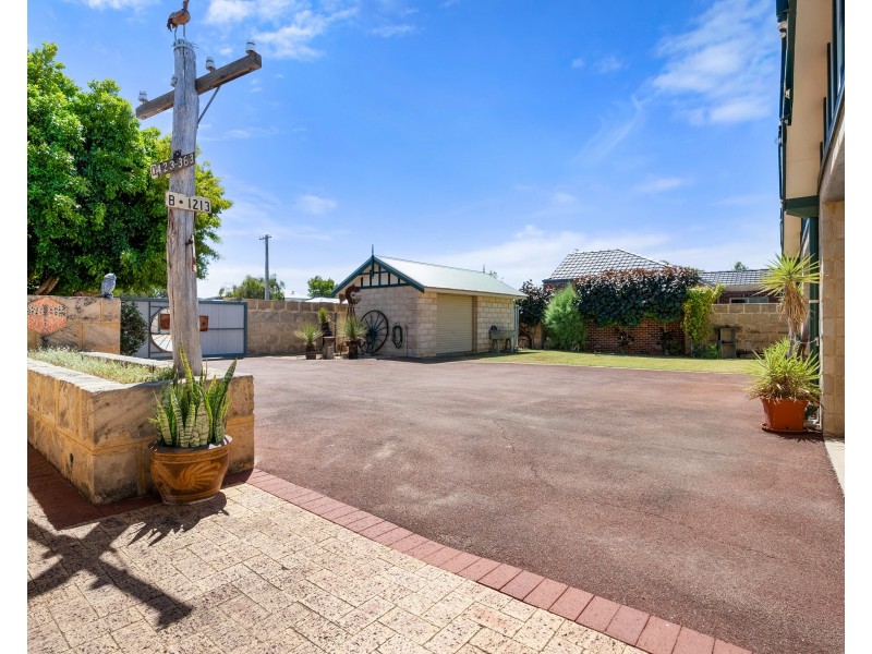 182 Safety Bay Road, Safety Bay WA 6169