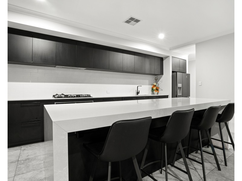 77 Avoca Chase, Baldivis WA 6171