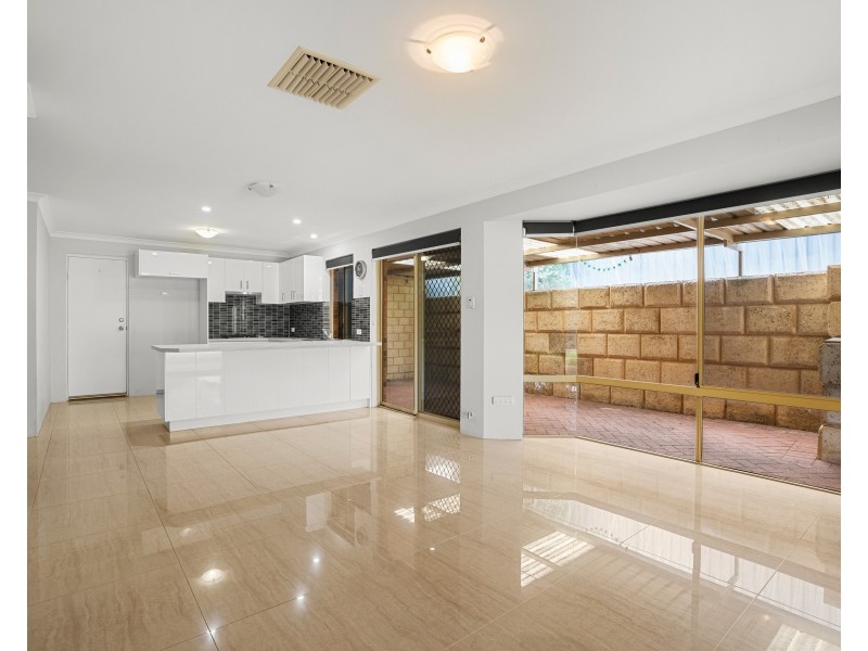 16 Brignell Gardens, Parmelia WA 6167