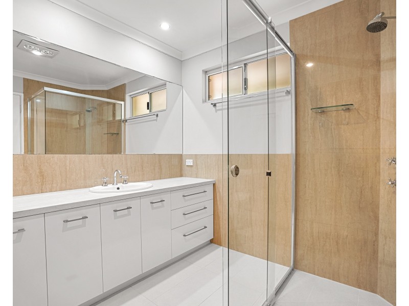 16 Brignell Gardens, Parmelia WA 6167