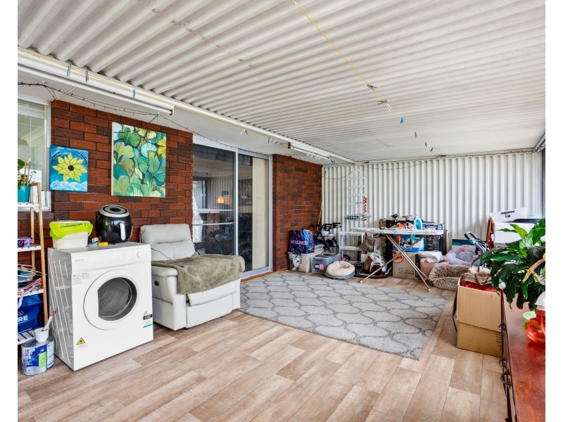 2c Payne St, Safety Bay WA 6169