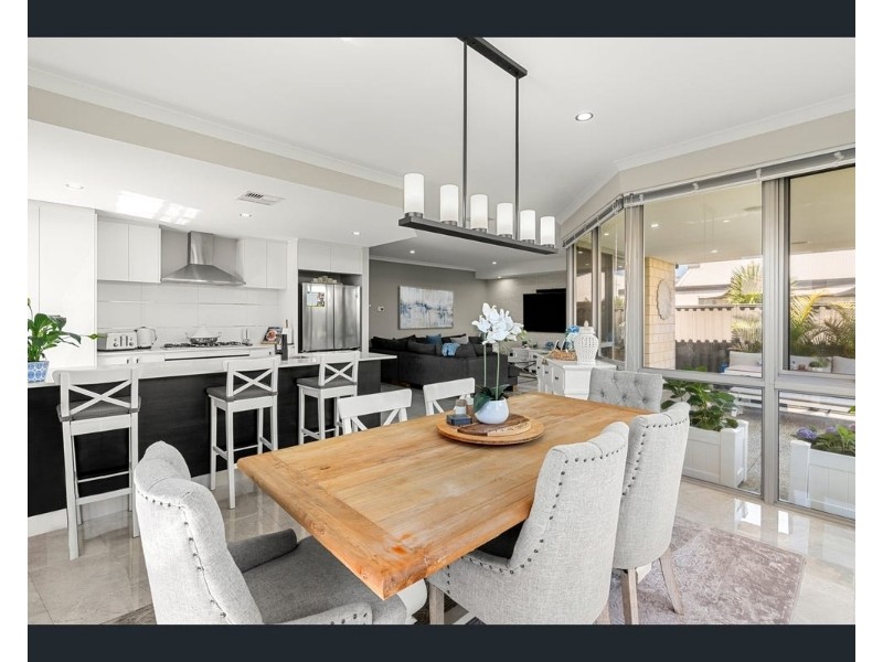 7 Quondong St, Baldivis WA 6171