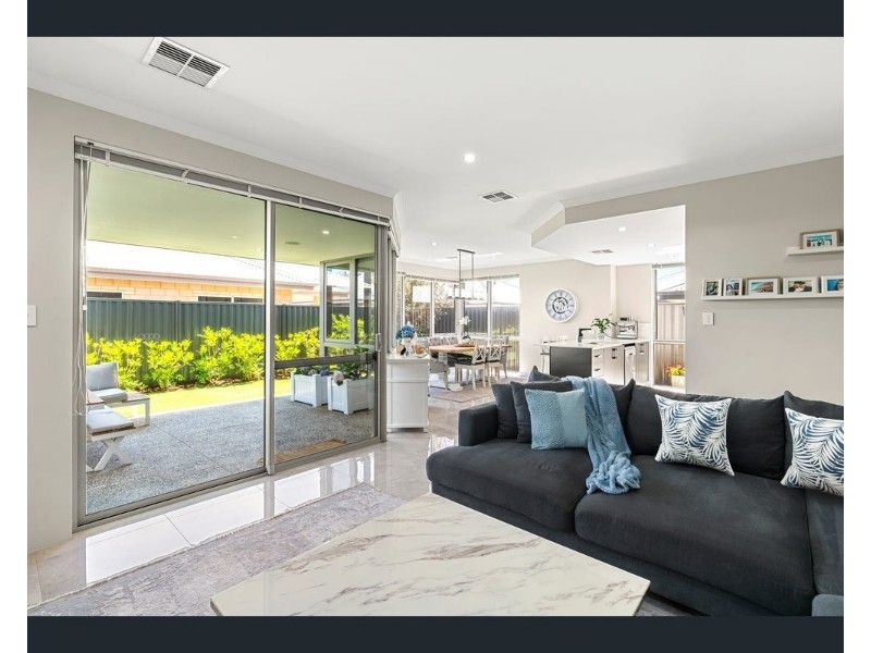 7 Quondong St, Baldivis WA 6171