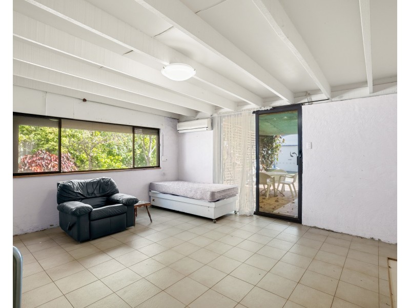 12A Coventry Road, Shoalwater WA 6169