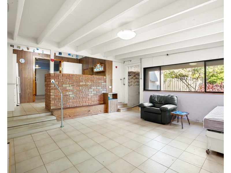 12A Coventry Road, Shoalwater WA 6169