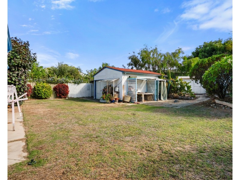 12A Coventry Road, Shoalwater WA 6169