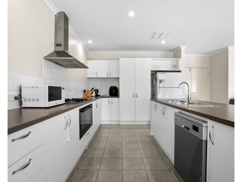 26 Osgood way, Baldivis WA 6171