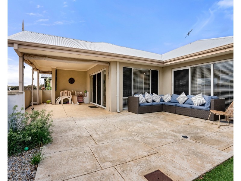 26 Osgood way, Baldivis WA 6171