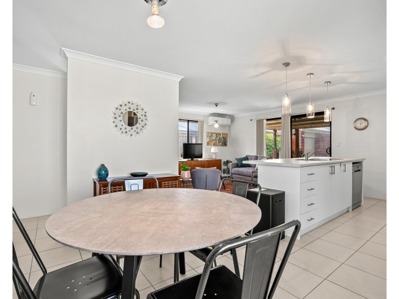 2 PENDRAGON LANE, Baldivis WA 6171