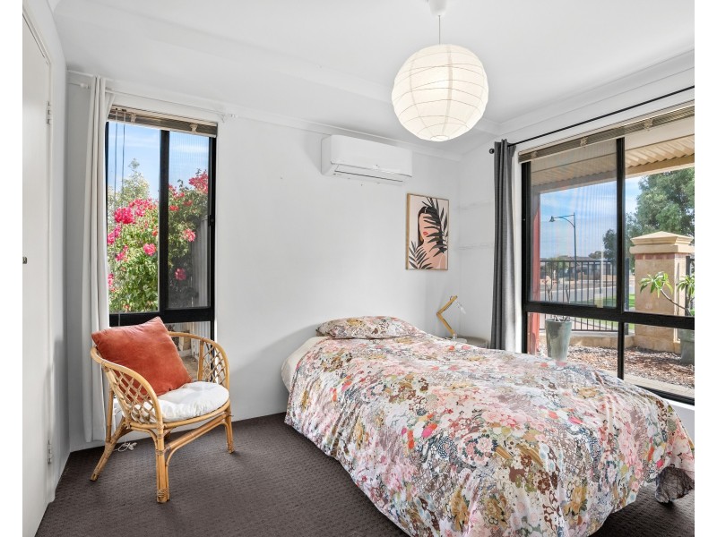 2 PENDRAGON LANE, Baldivis WA 6171