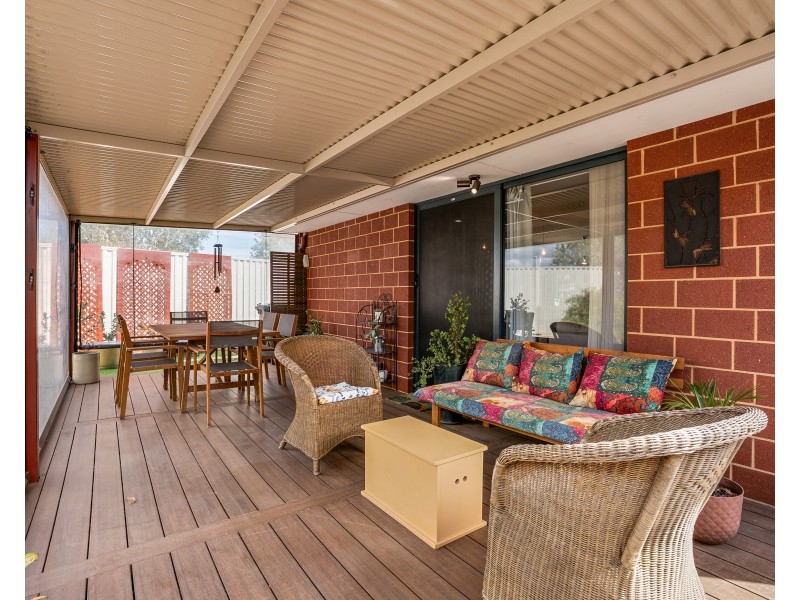 2 PENDRAGON LANE, Baldivis WA 6171