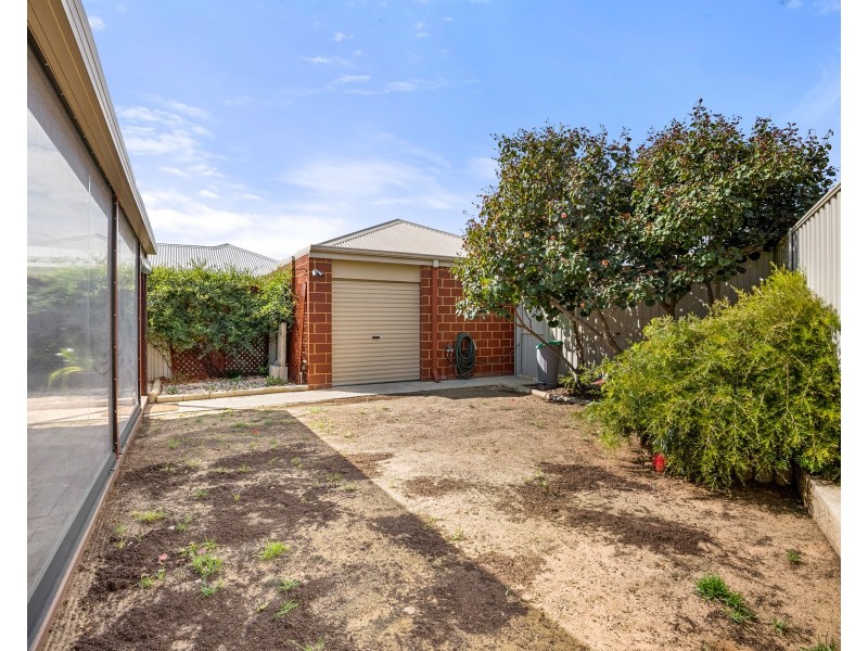 2 PENDRAGON LANE, Baldivis WA 6171
