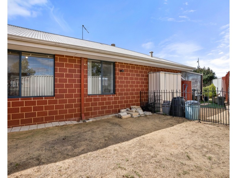 2 PENDRAGON LANE, Baldivis WA 6171