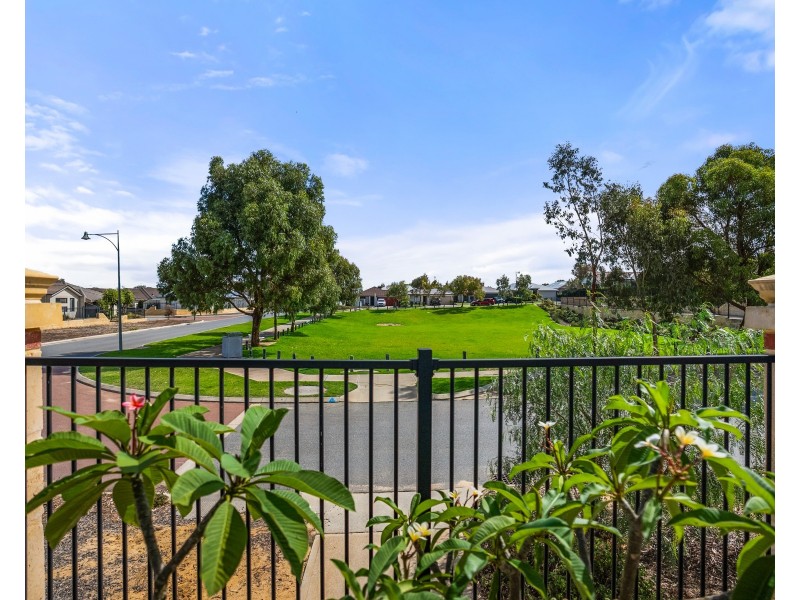 2 PENDRAGON LANE, Baldivis WA 6171