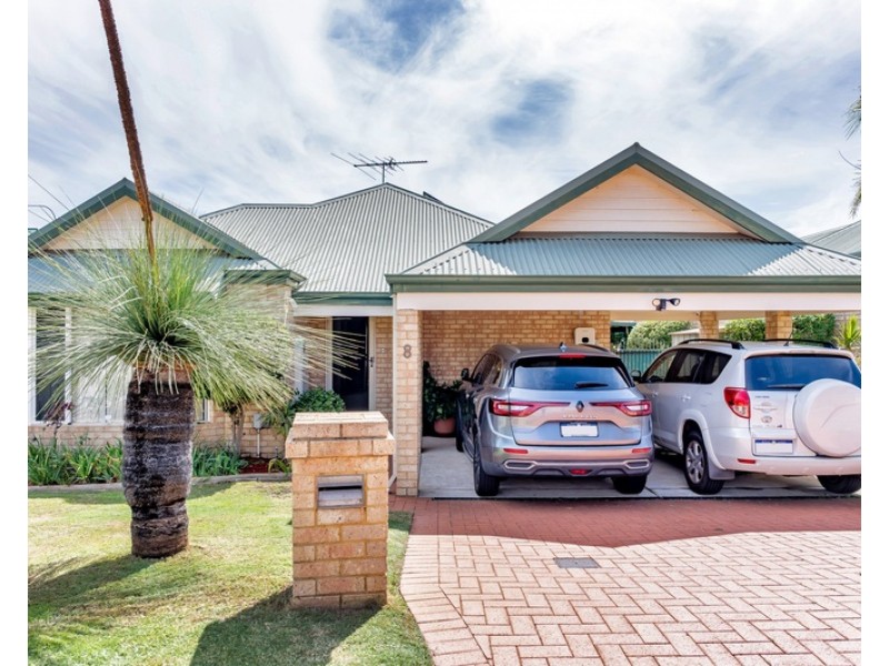 8 RAMSAY PLACE, Bibra Lake WA 6163