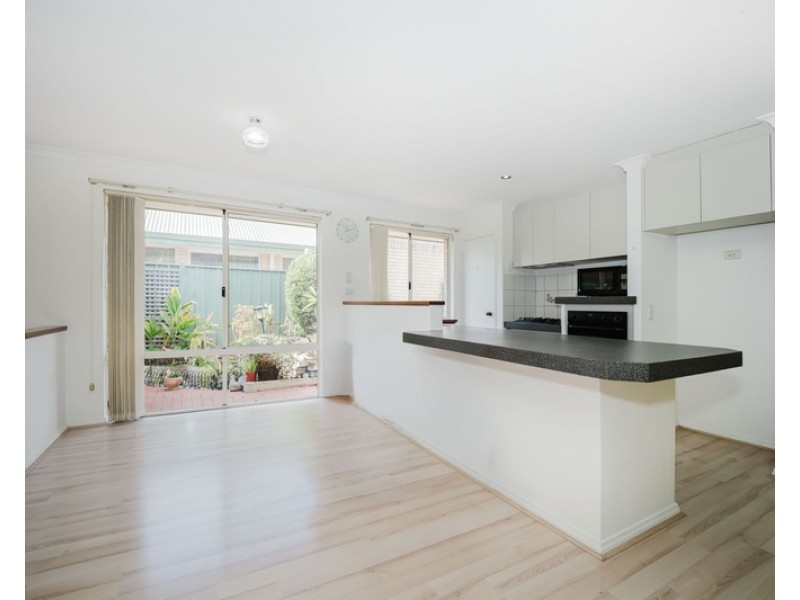 8 RAMSAY PLACE, Bibra Lake WA 6163