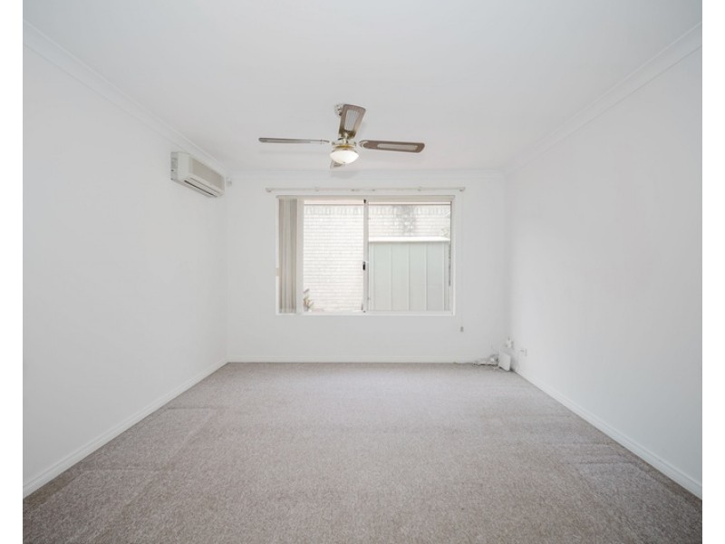 8 RAMSAY PLACE, Bibra Lake WA 6163