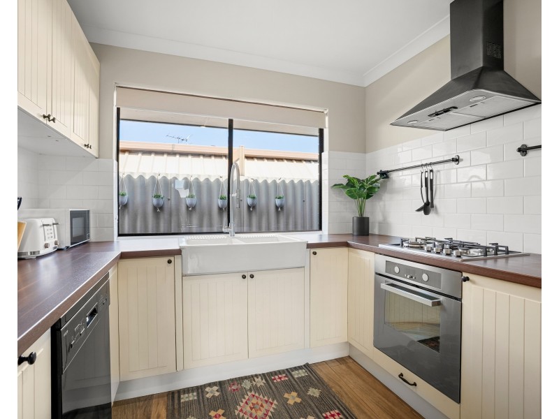 43 TRADE WINDS DRIVE, Safety Bay WA 6169