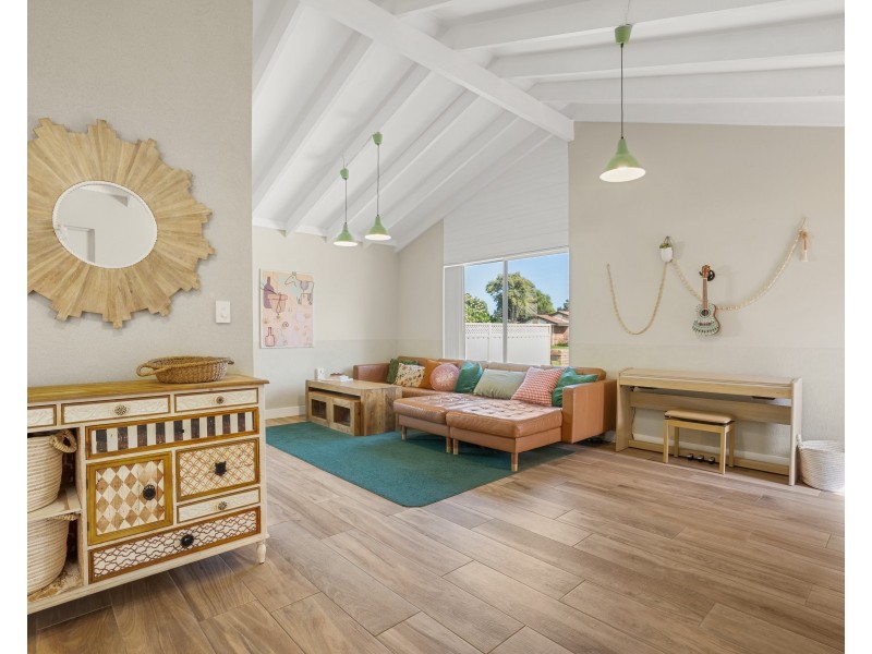 43 TRADE WINDS DRIVE, Safety Bay WA 6169