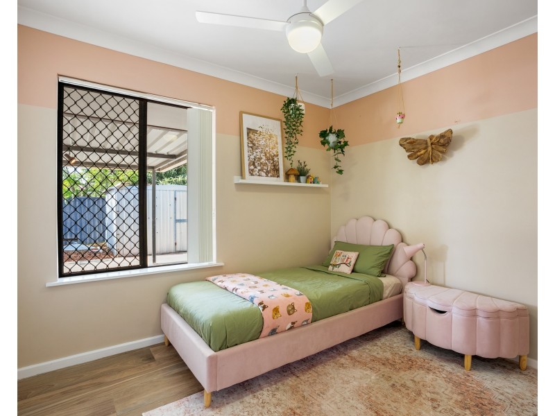 43 TRADE WINDS DRIVE, Safety Bay WA 6169