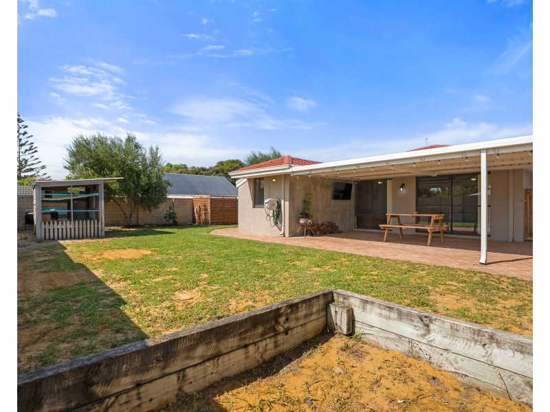 43 TRADE WINDS DRIVE, Safety Bay WA 6169