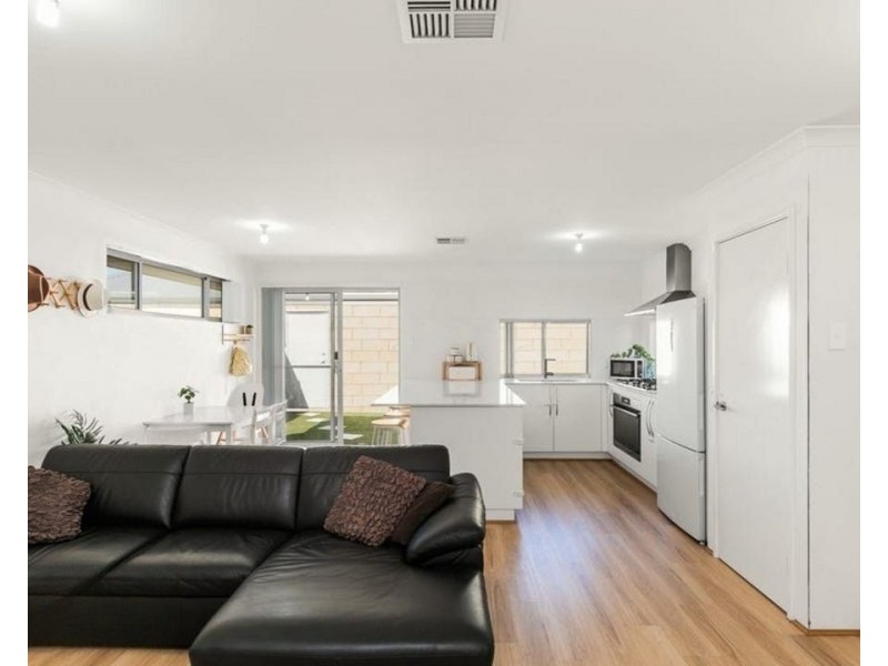 24 Nyilla Approach, Baldivis WA 6171