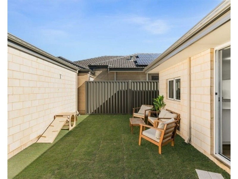 24 Nyilla Approach, Baldivis WA 6171