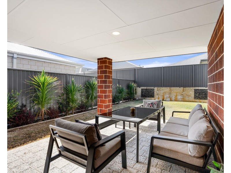 15 COLOSSEUM ENTRANCE, Baldivis WA 6171