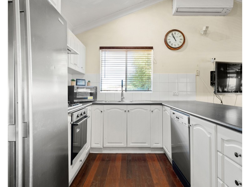 6B HYMUS STREET, Rockingham WA 6168