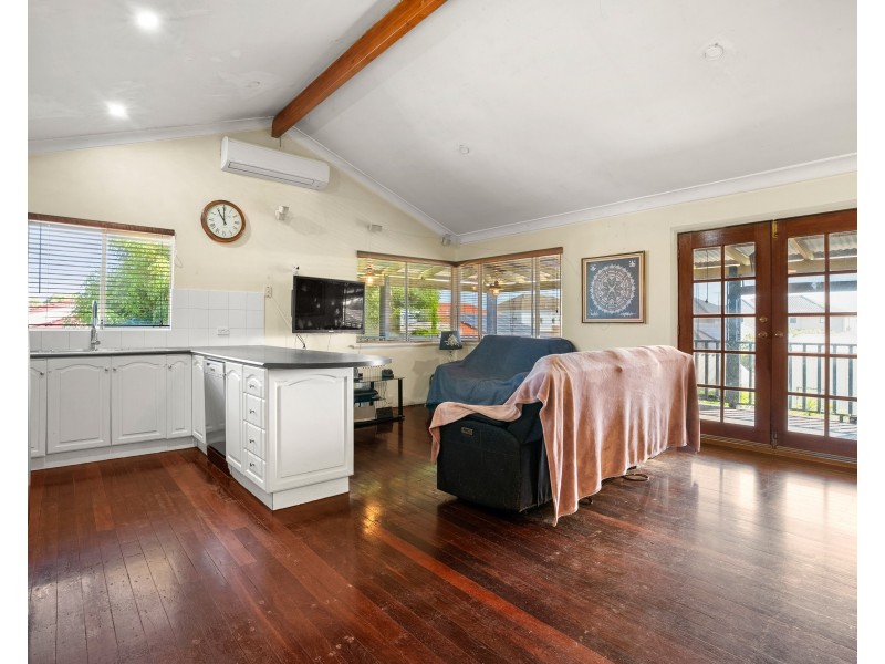 6B HYMUS STREET, Rockingham WA 6168