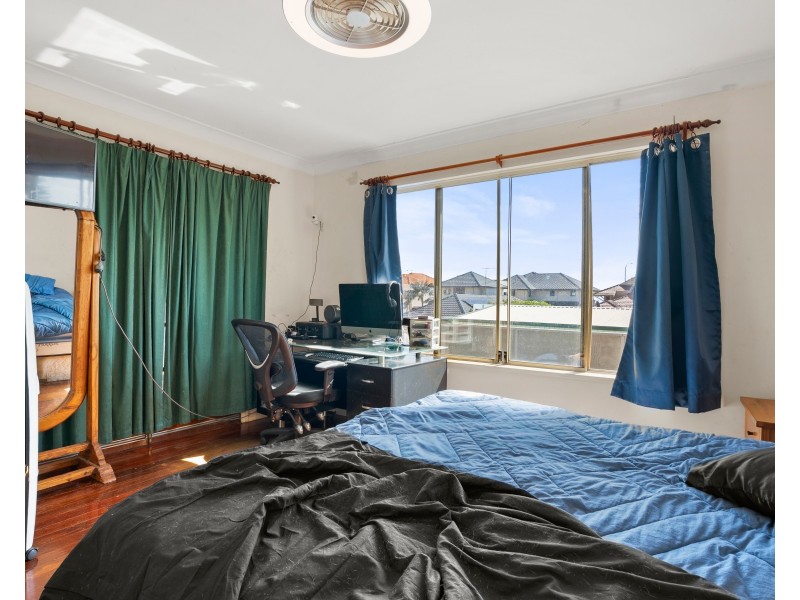 6B HYMUS STREET, Rockingham WA 6168